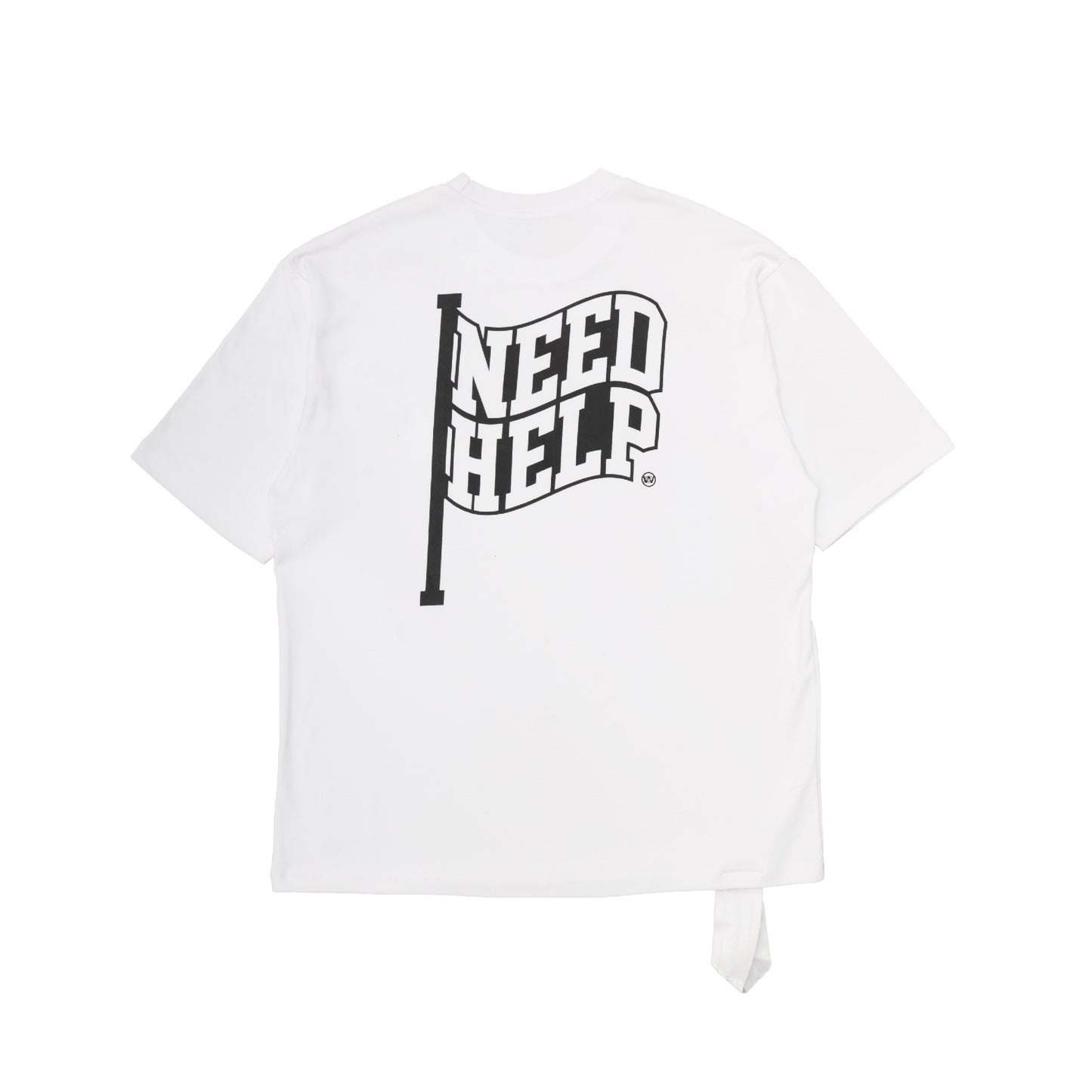 「I NEED HELP」黑白旗精神主題白色 TEE｜NW「I NEED HELP」Black & White Flag Spirit-Themed WHITE TEE